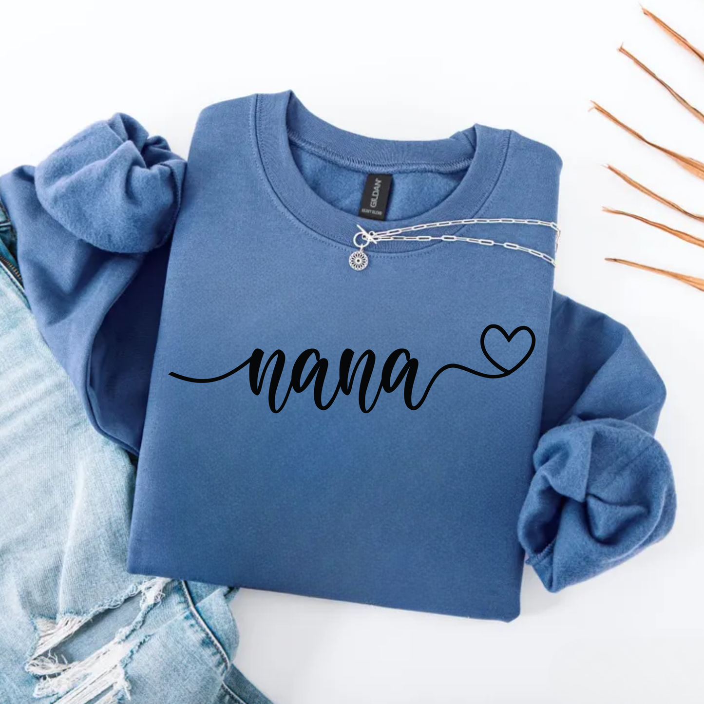 Nana Heart - PERSONALIZE DESIGN COLOR BLACK or WHITE